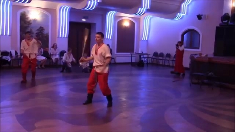 Сильнейший танец с саблями на русской Вечёрки! Добрыня и Вежа
