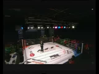 Hracho Darpinyan vs. Roodi Troost