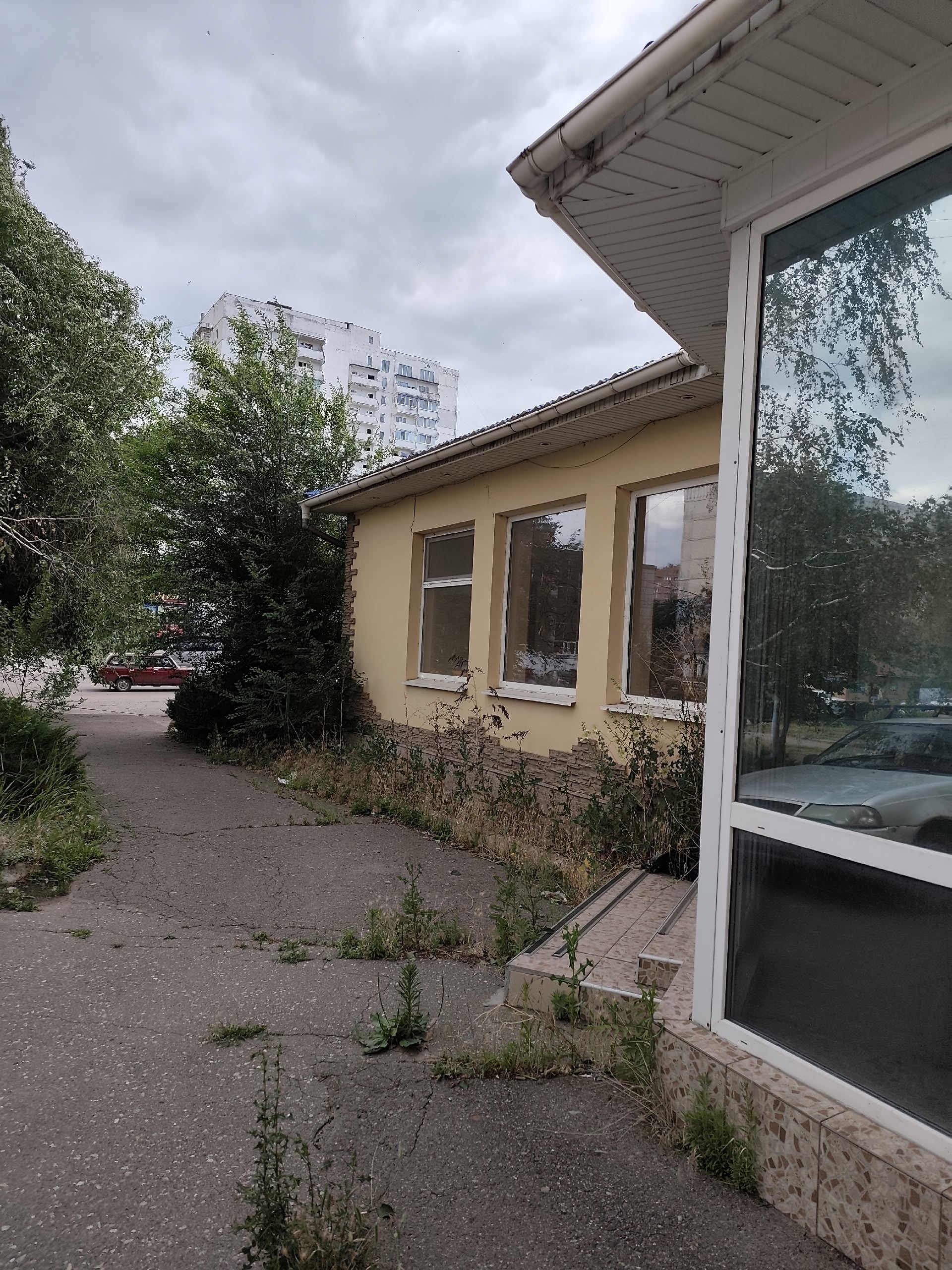 Продам два нежилых помещения ул. Победоносная красная линия . 35000000 тел. +79595847566.+79591035247.+79591901505
